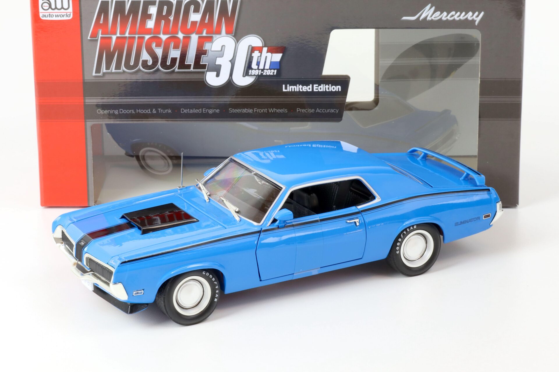 ID 65967 orig.jpg 1:18 Auto World 1970 Mercury Cougar Eliminator Coupe MCACN competition blue