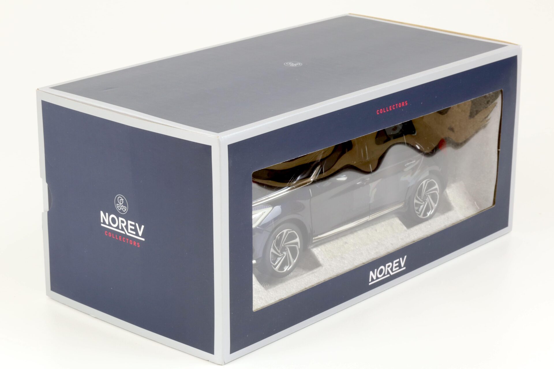 1:18 Norev Citroen DS5 Ink blue 2015