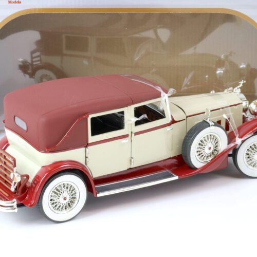 1:18 Signature Models 1930 Packard LeBaron beige/ red