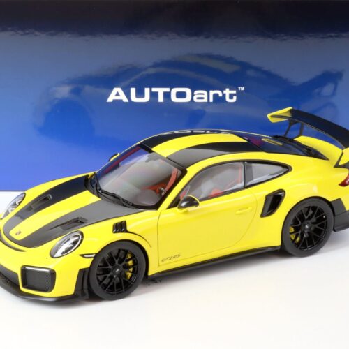 1:18 AUTOart Porsche 911 (991.2) GT2 RS 2017 Weissach Package Racing yellow 78172