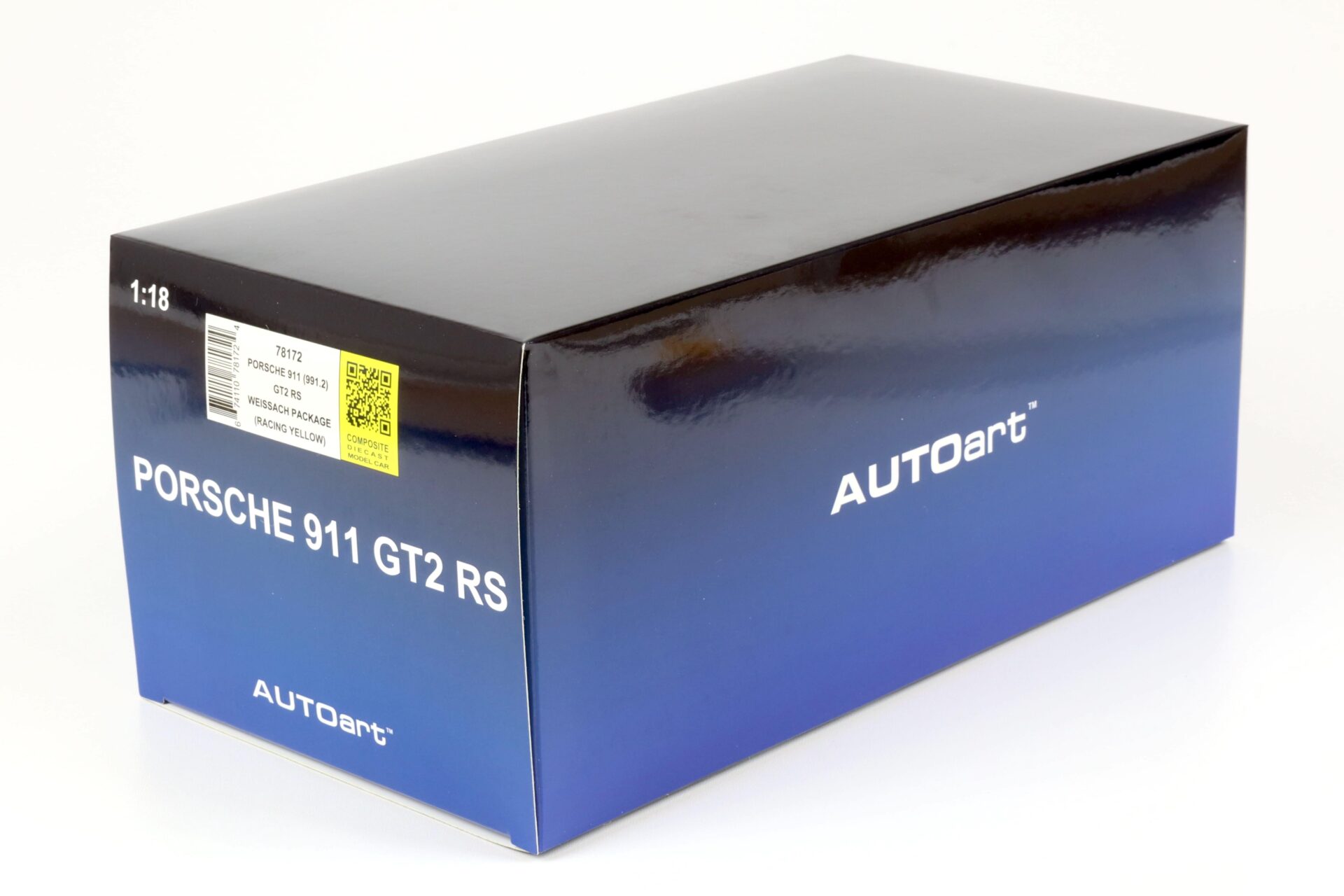 1:18 AUTOart Porsche 911 (991.2) GT2 RS 2017 Weissach Package Racing yellow 78172