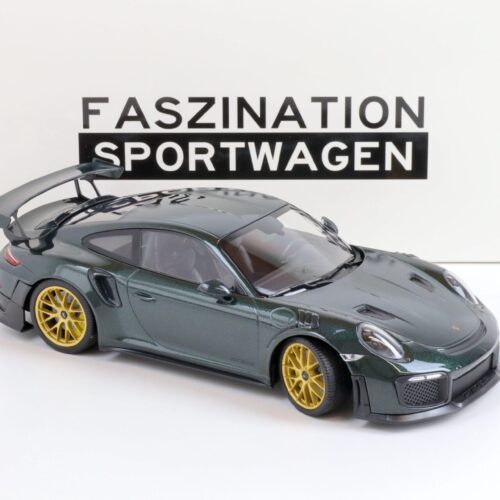 1:18 Minichamps Porsche 911 (991.2) GT2 RS Coupe Weissach Package dark green/ gold 2018