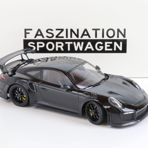 1:18 Minichamps Porsche 911 (991.2) GT2 RS Coupe Weissach Package black 2018