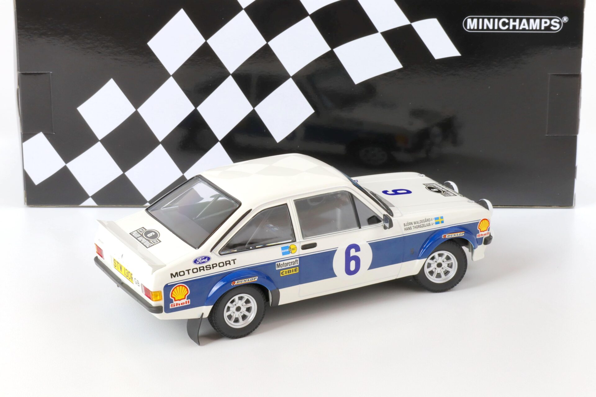 1:18 Minichamps Ford Escort RS 1800 Waldegard #6 Winner Acropolis Rallye 1977