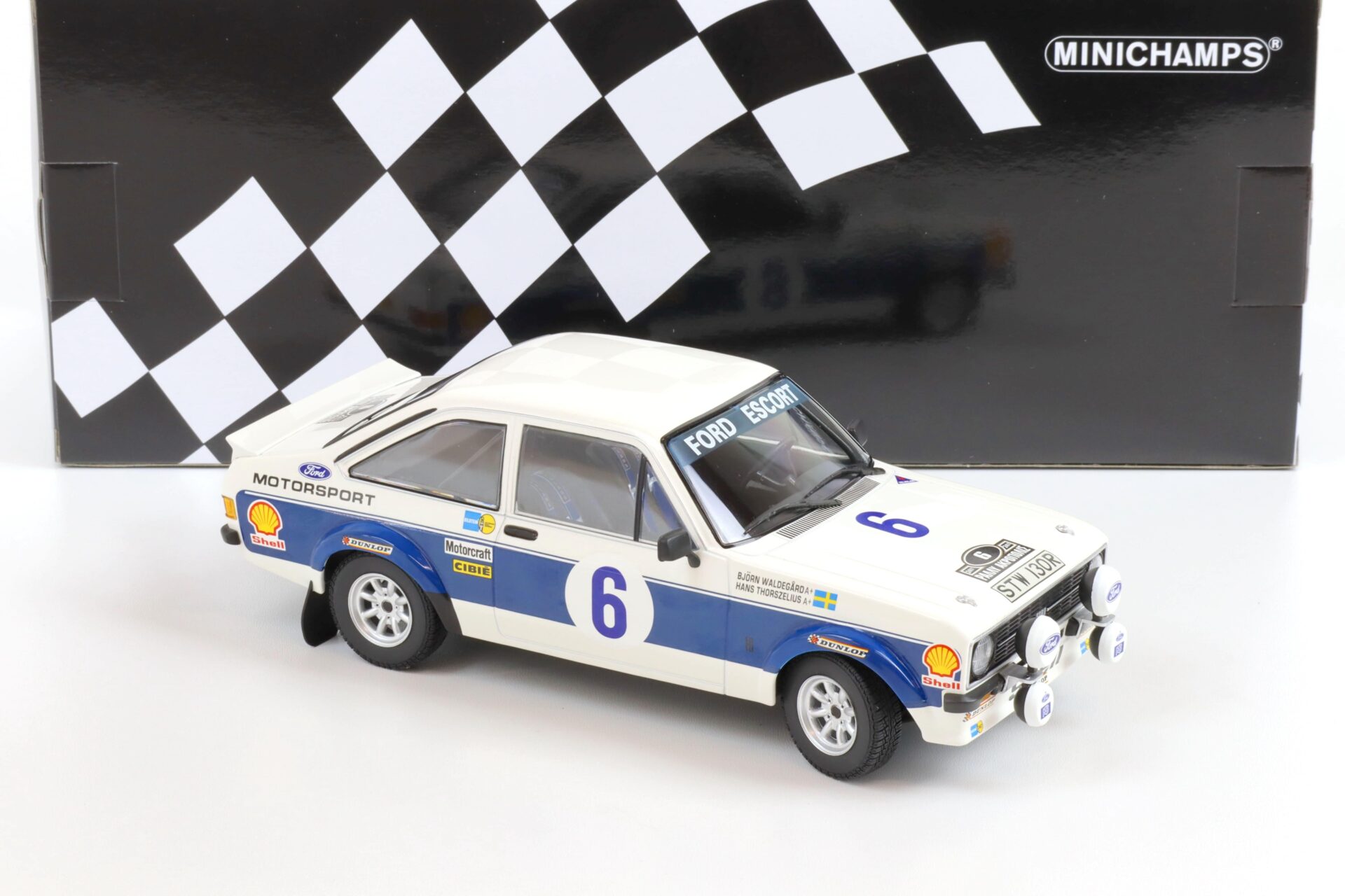 1:18 Minichamps Ford Escort RS 1800 Waldegard #6 Winner Acropolis Rallye 1977