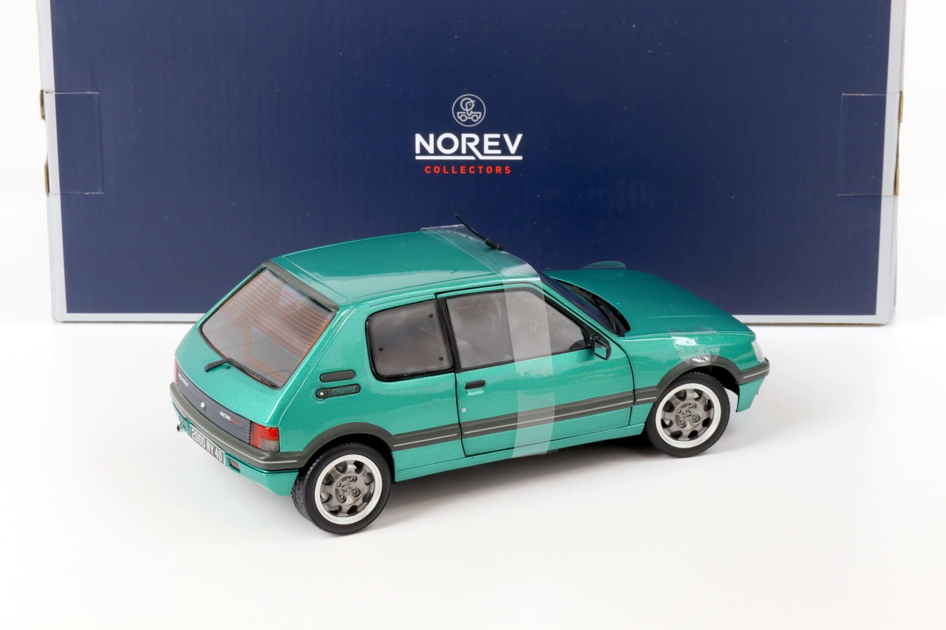 1:18 Norev Peugeot 205 GTi 1.9 Griffe 1990 green metallic