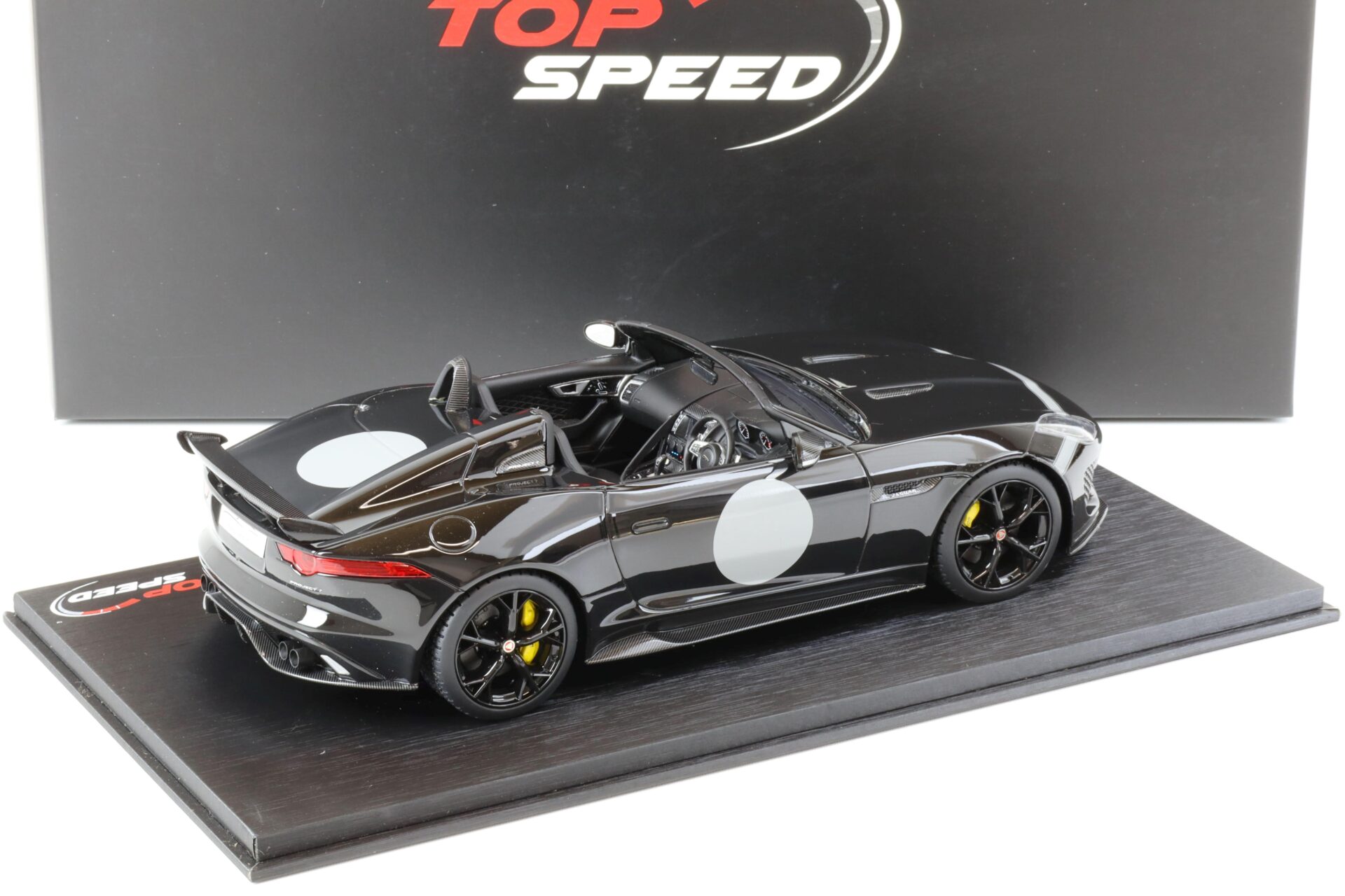 1:18 TOP SPEED Jaguar F-Type Project 7 black TS0168