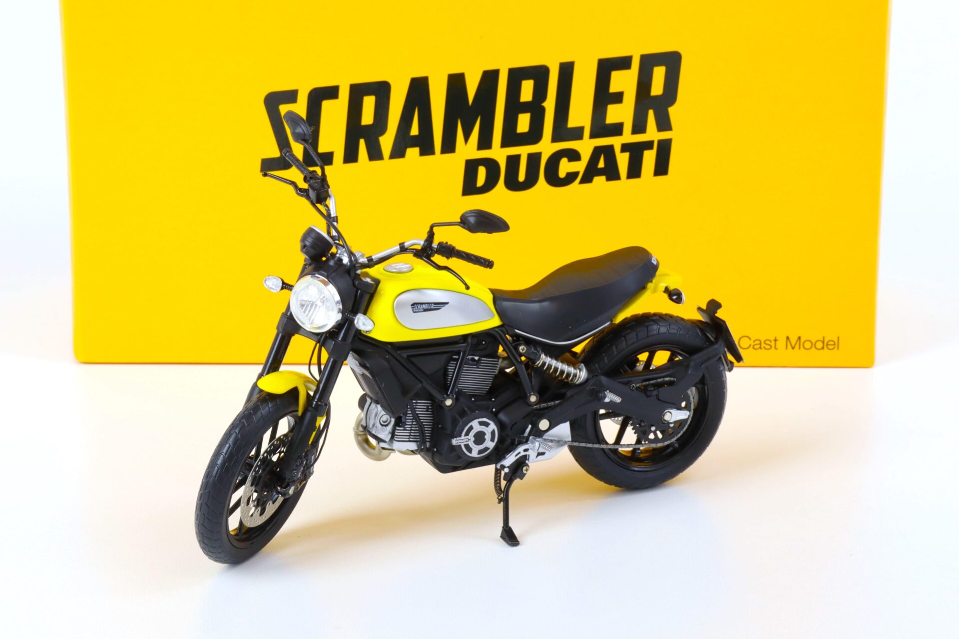 1:12 TSM Model Ducati Scrambler Icon '62 yellow TSMMC0003 DIECAST