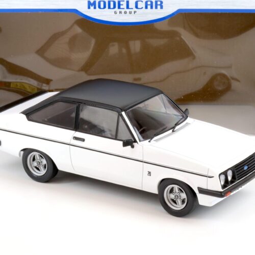 1:18 MCG Ford Escort MK II RS 2000 RHD white/ matt black