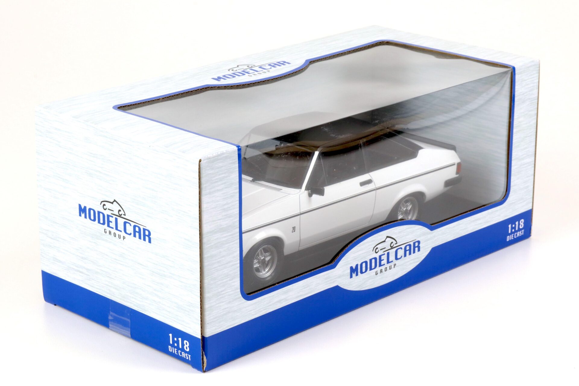 1:18 MCG Ford Escort MK II RS 2000 RHD white/ matt black