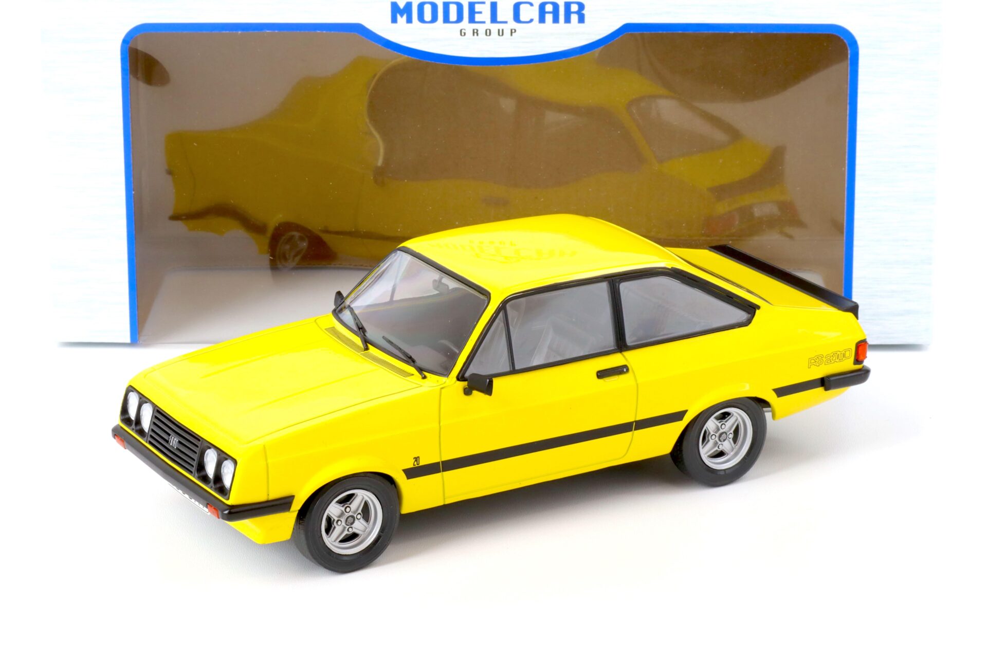 1:18 MCG Ford Escort MK II RS 2000 LHD yellow