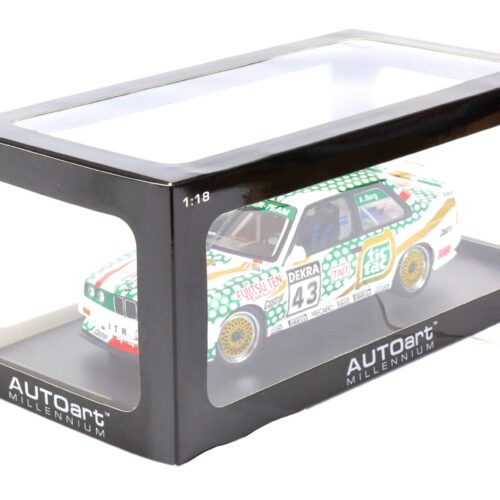 1:18 AUTOart BMW M3 (E30) DTM 1991 TIC TAC A.Berg #43