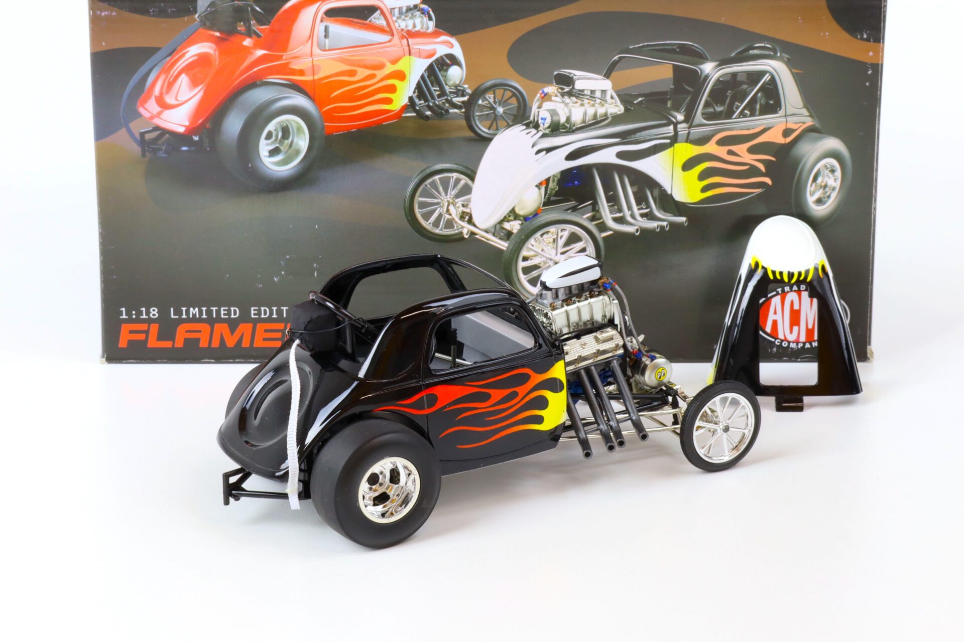 1:18 ACME FLAMED ALTERED Dragster black with flames A1800804