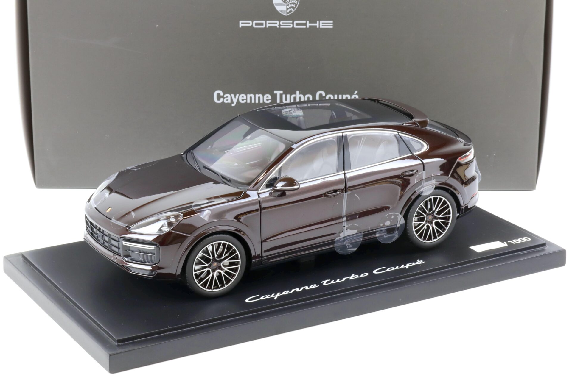 1:18 Norev Porsche Cayenne Turbo Coupe Mahagoni with display DEALER VERSION