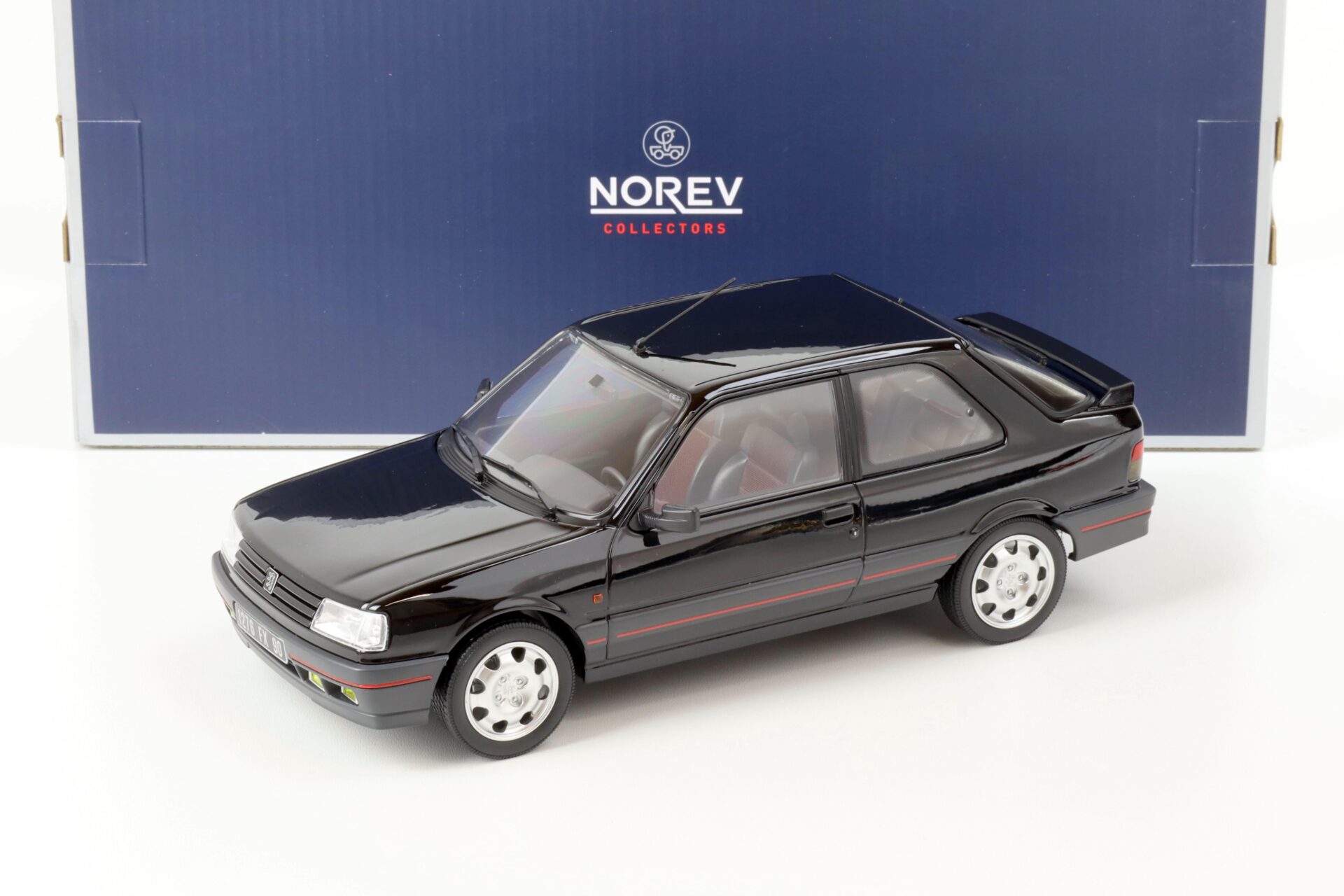 ID 68523 orig 1.jpg 1:18 Norev Peugeot 309 GTi 1990 black 184885