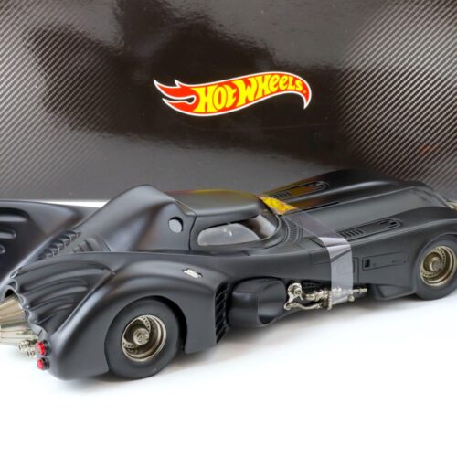 1:18 Hot Wheels Batman Returns Batmobile matt black CMC96