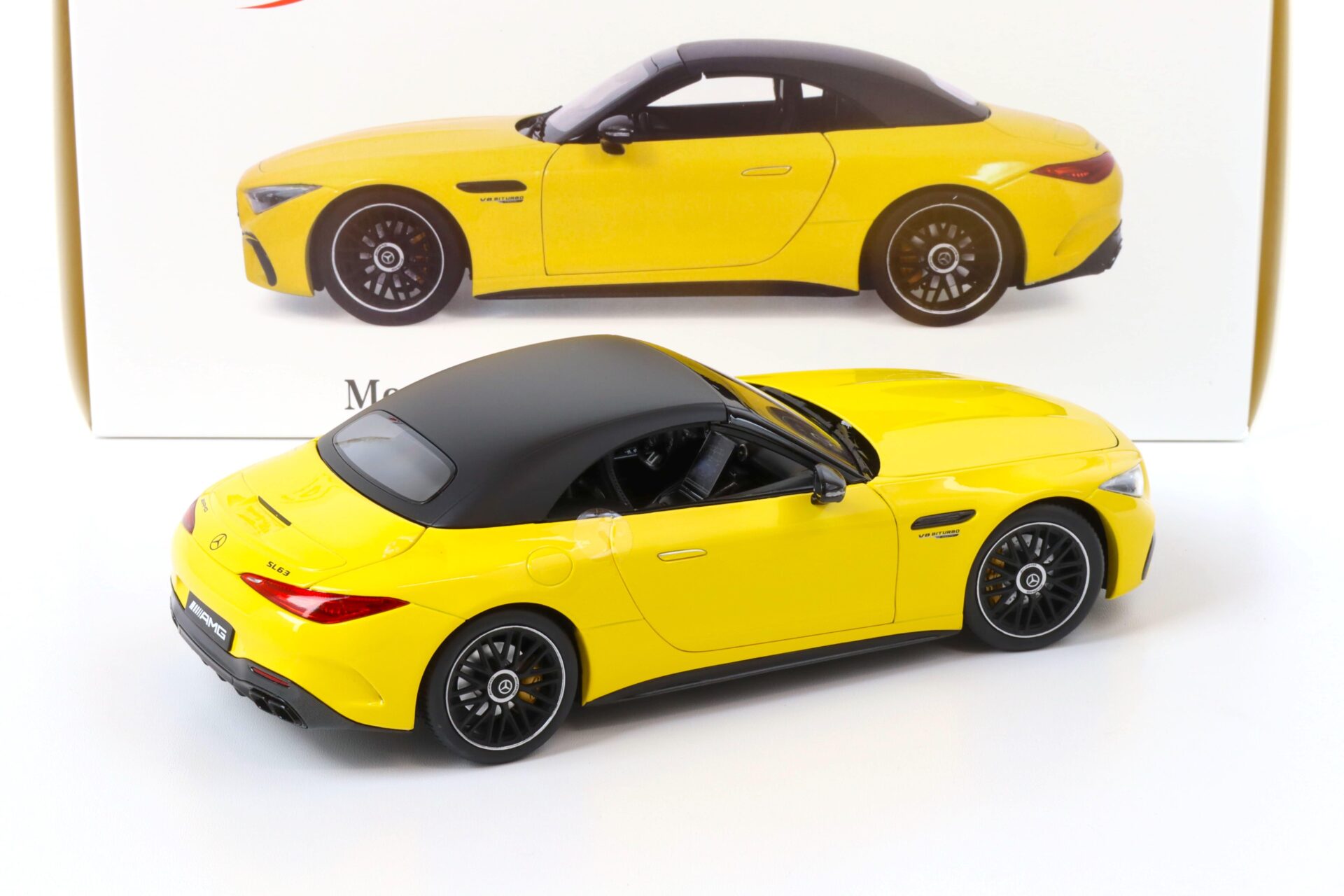 1:18 iScale Mercedes SL 63 AMG 4MATIC+ Convertible (R232) sun yellow
