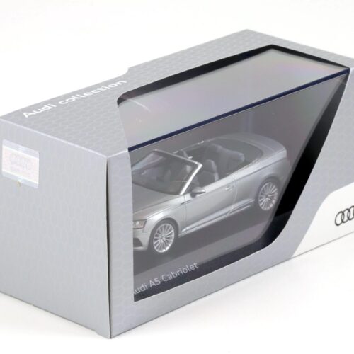 1:43 Spark Audi A5 Cabriolet Florett silver metallic 2017 DEALER VERSION - Image 3