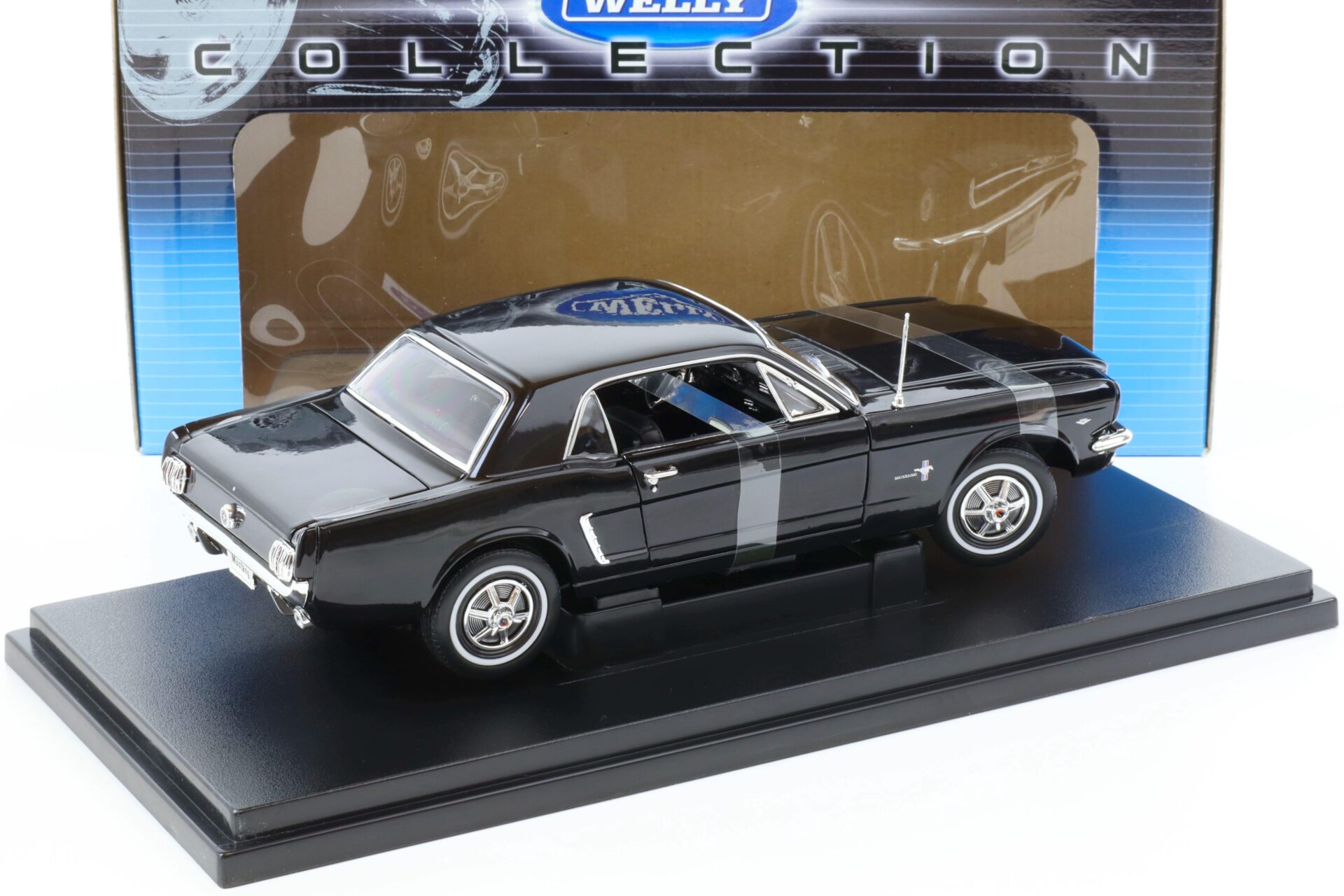1:18 Welly 1964-1/2 Ford Mustang Coupe black