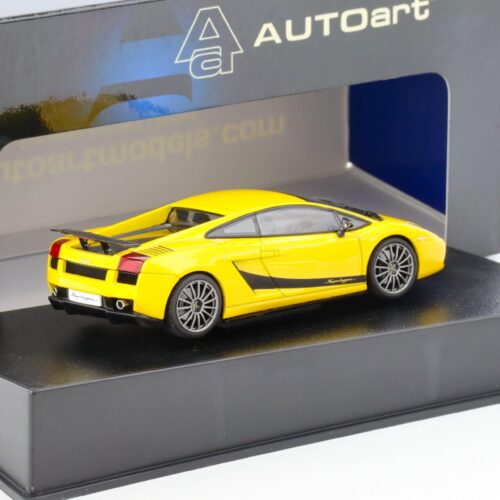 1:43 AUTOart Lamborghini Gallardo Superleggera Giallo Midas/ yellow 54614