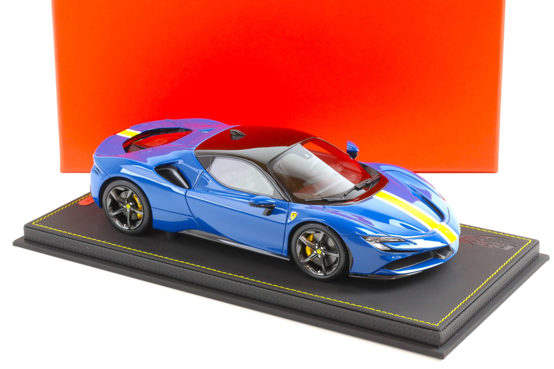 1:18 BBR Ferrari SF90 Stradale 2019 Azzurro Dino/ yellow stripe - Limited 99 pcs.