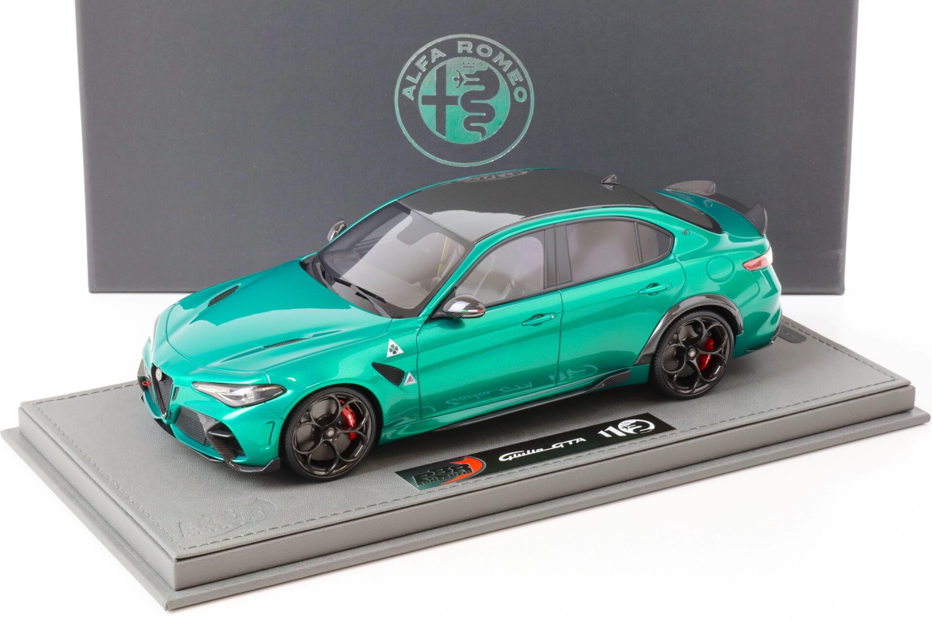 1:18 BBR Alfa Romeo Giulia GTA Verde Montreal green/ red brakes - Limited 44 pcs.