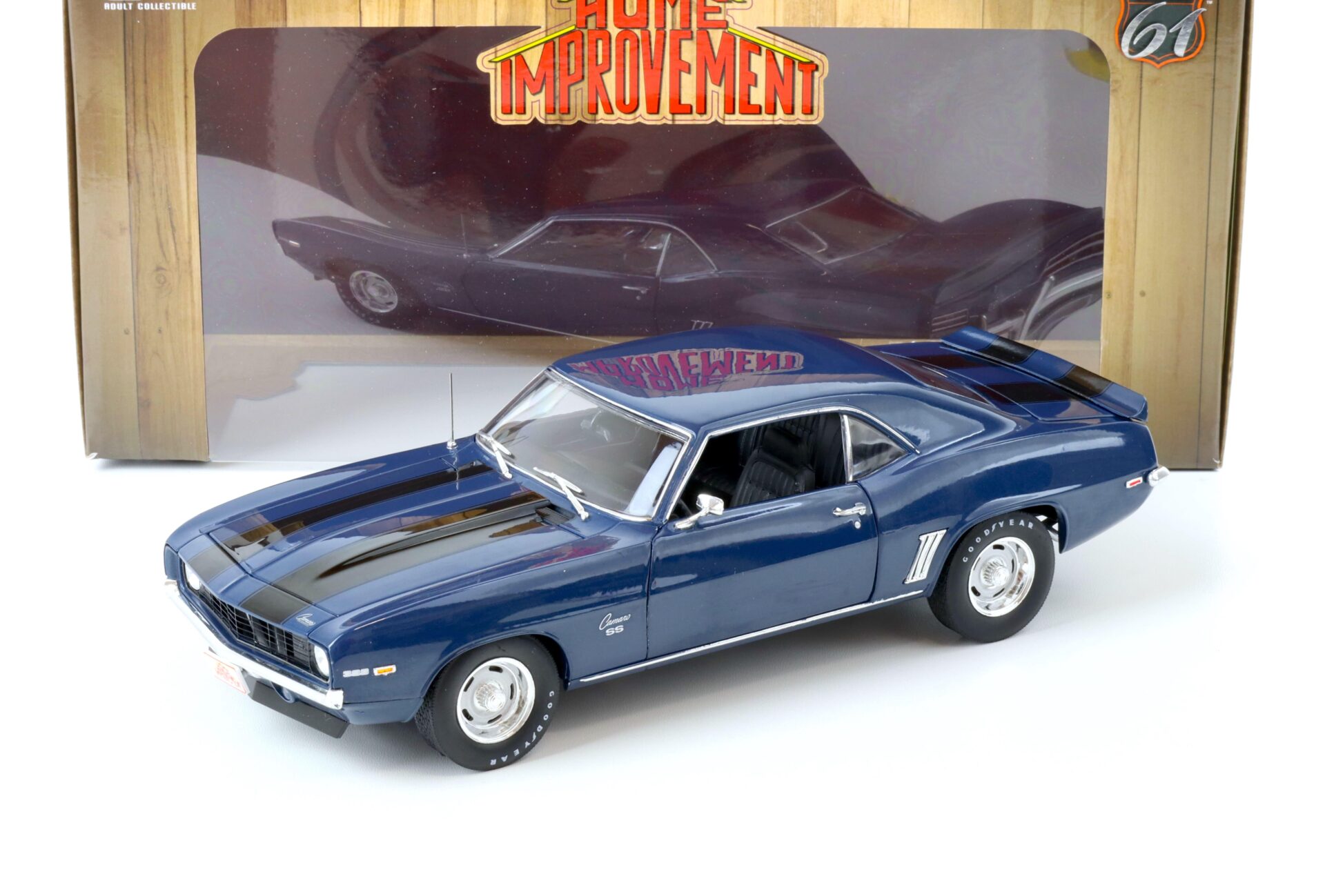 1:18 Highway61 Chevrolet Camaro SS Coupe 1969 blue HOME IMPROVEMENT
