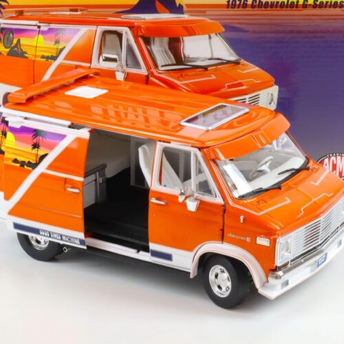 1:18 ACME 1976 Chevrolet G-Series VAN Good Times Machine orange - Image 4