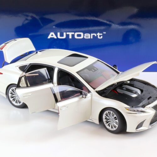 1:18 AUTOart Lexus LS 500h Limousine 2018 sonic white/ crimson& black 78866