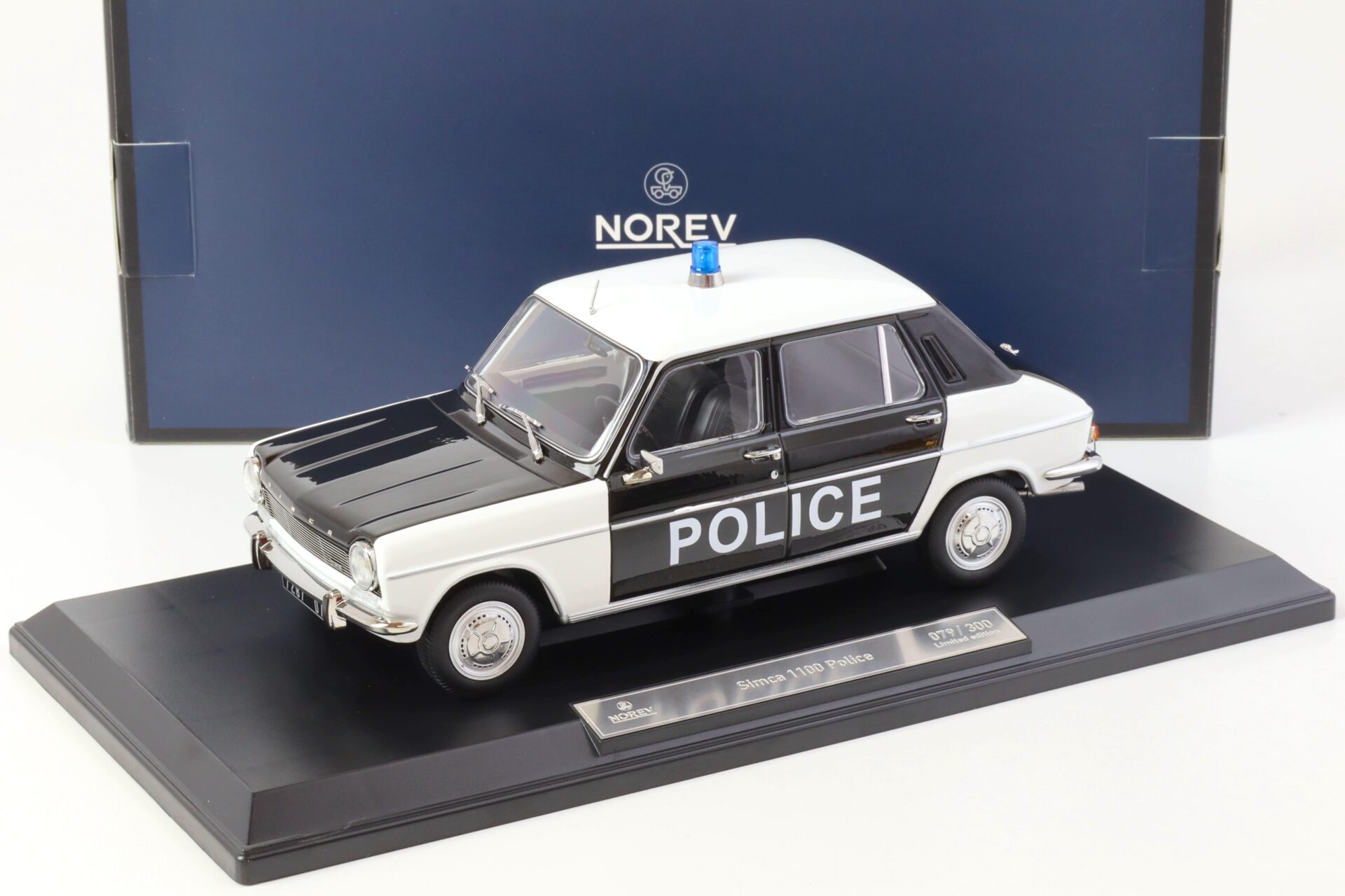 1:18 Norev Simca 1100 Police 1968 black/ white 185753 - Limited 300 pcs.