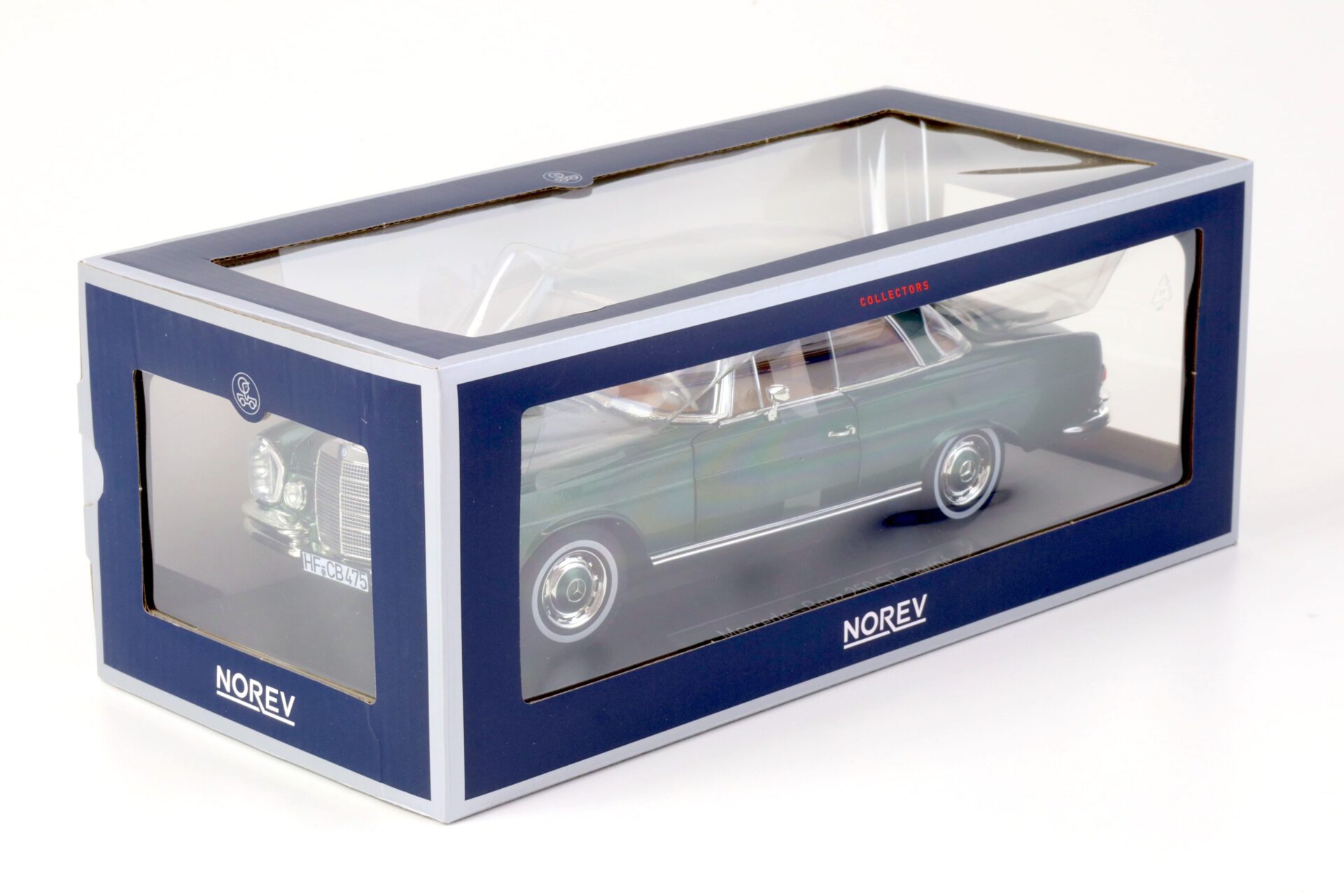 1:18 Norev Mercedes 250 SE Coupe W111 green metallic 1969 - Limited 1000 pcs.