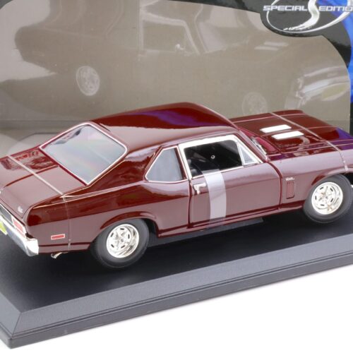 1:18 Maisto 1970 Chevrolet Nova SS Coupe dark red