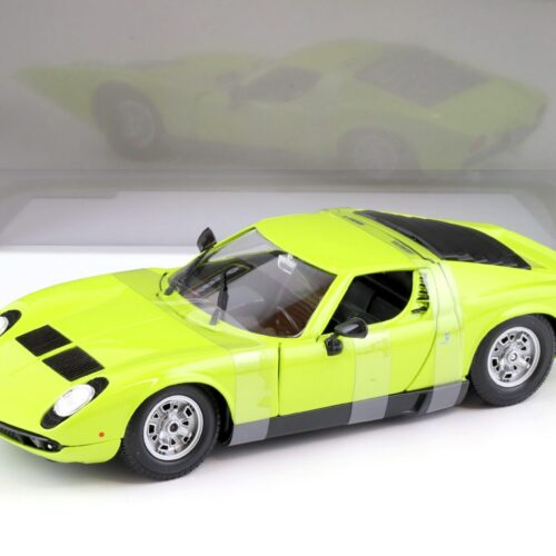 1:18 Bburago Lamborghini Miura 1968 green