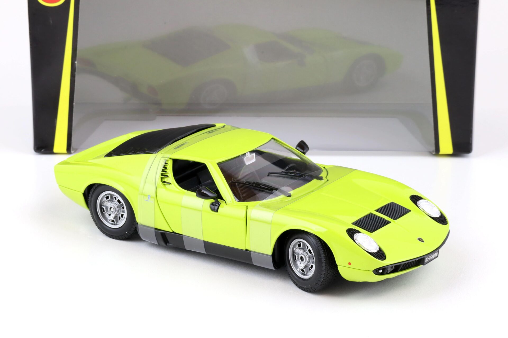1:18 Bburago Lamborghini Miura 1968 green