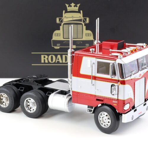 1:18 Road Kings LKW Peterbilt 352 Pacemaker 1977-1979 red/ silver