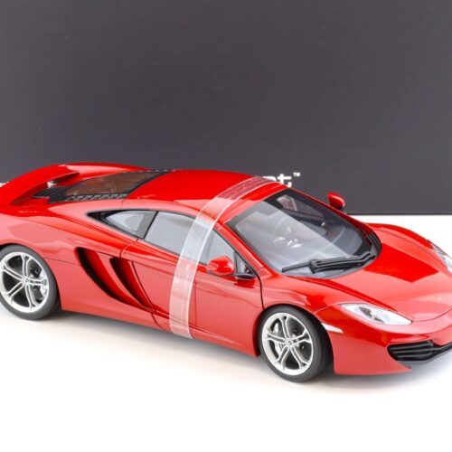 1:18 AUTOart McLAREN 12C Coupe 2011 red 76008