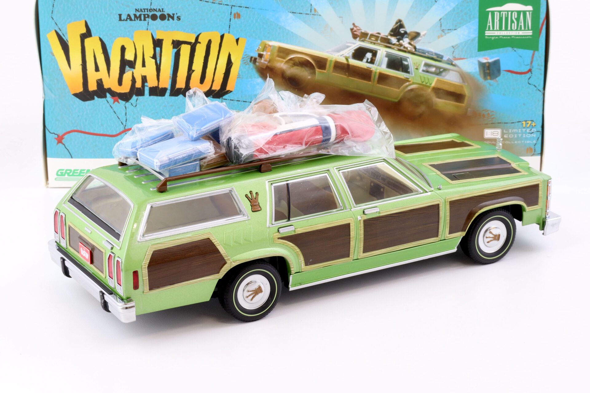 1:18 Greenlight Ford Country Wagon Queen Family Truckster VACATION with luggage