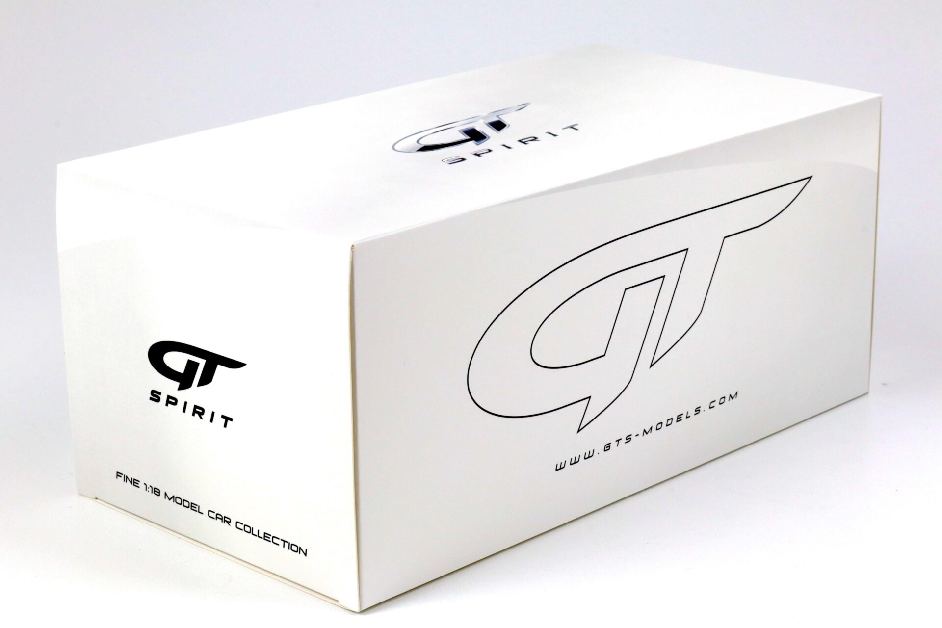 1:18 GT Spirit GT013A Porsche 911 Carrera 3.2 CS Clubsport indisch red