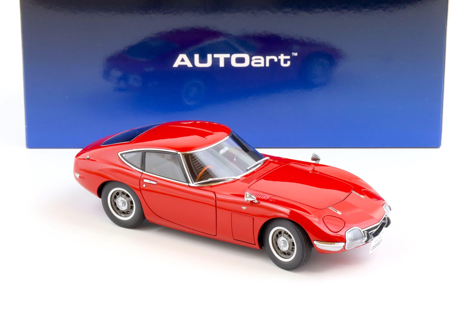 1:18 AUTOart 1965 Toyota 2000GT Coupe red 78751