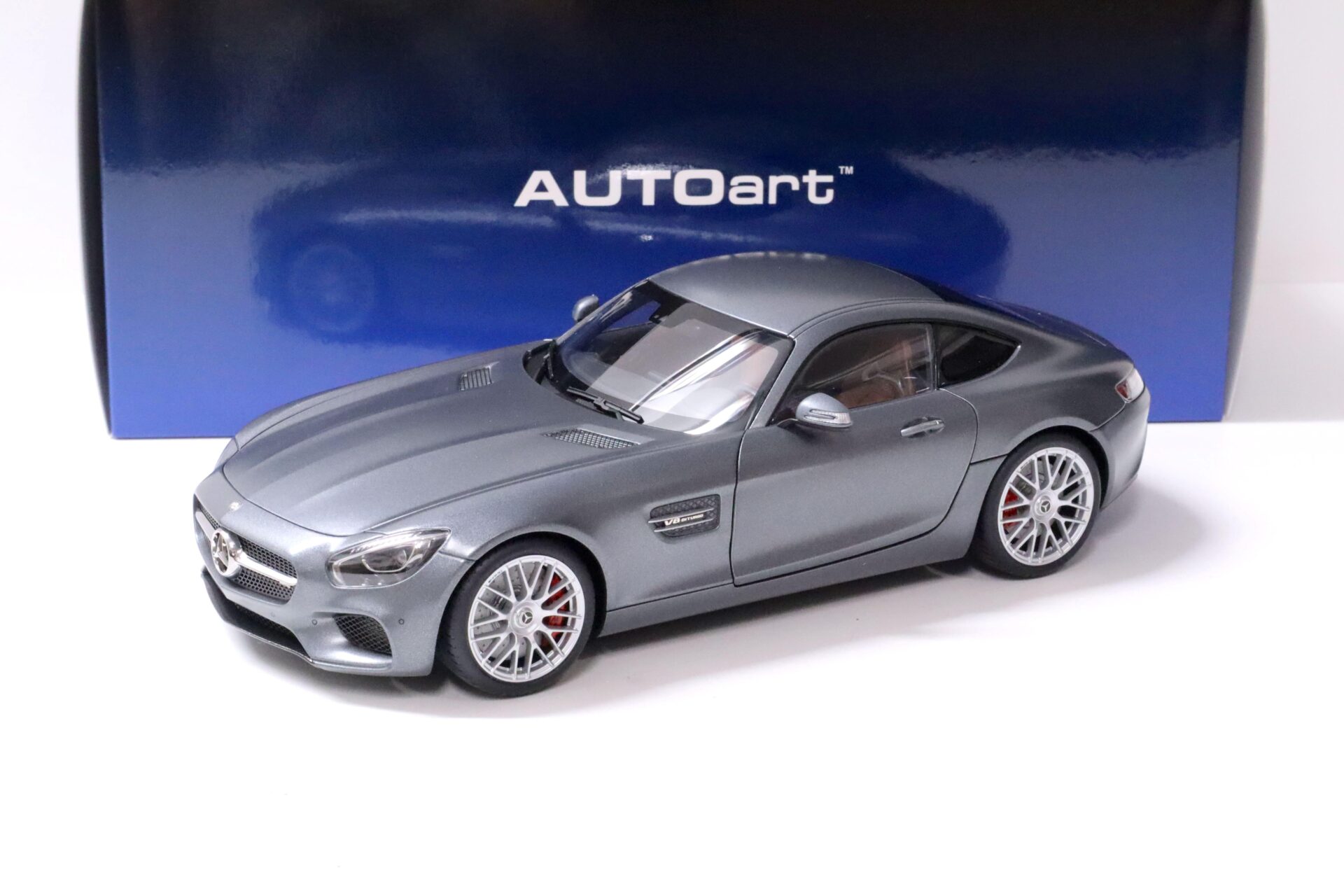 ID 71745 orig.jpg 1:18 AUTOart Mercedes AMG GT S Coupe matt grey 76312