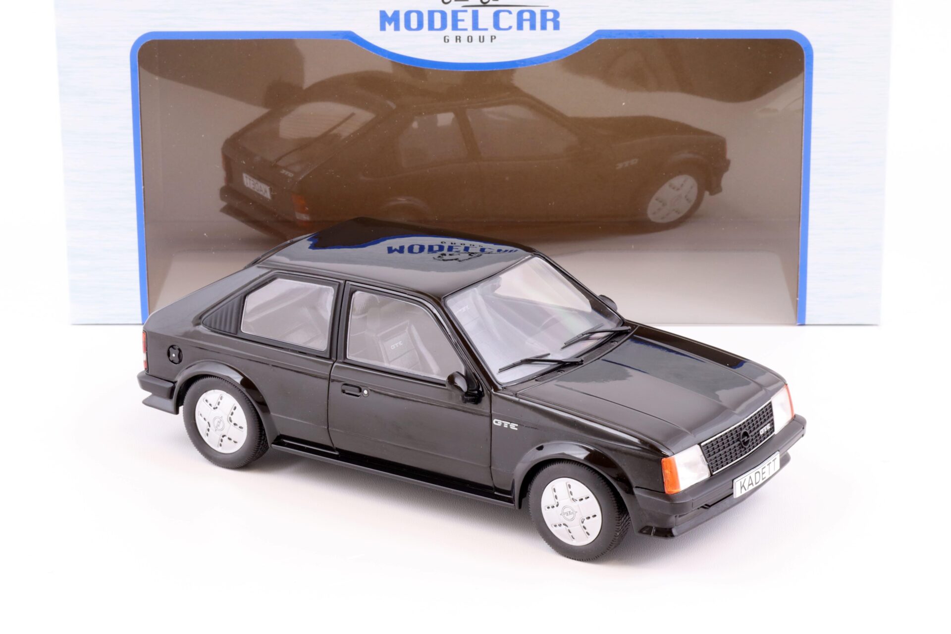 1:18 MCG Opel Kadett D GTE black 1983
