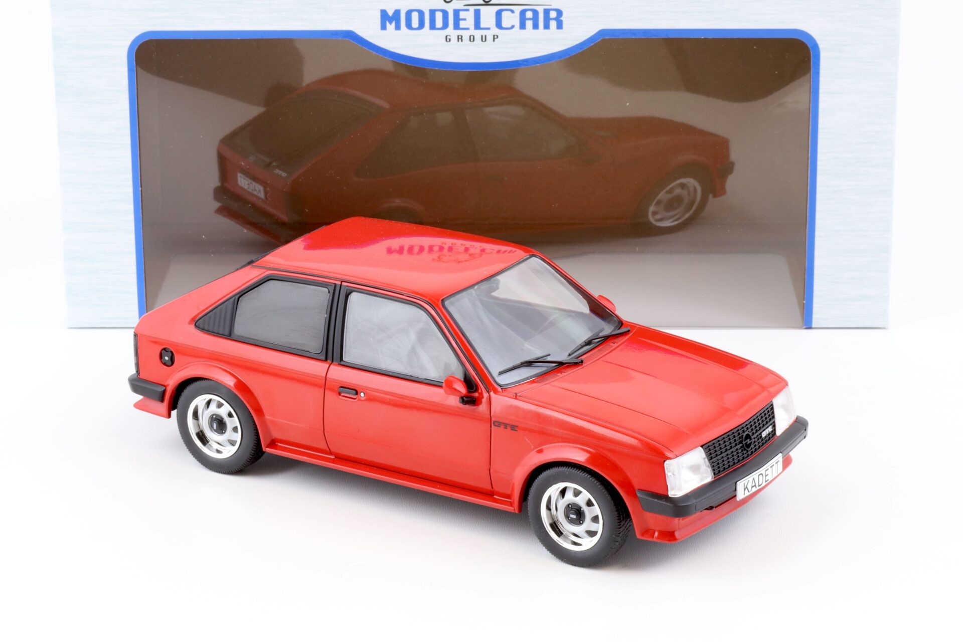 1:18 MCG Opel Kadett D GTE red 1983