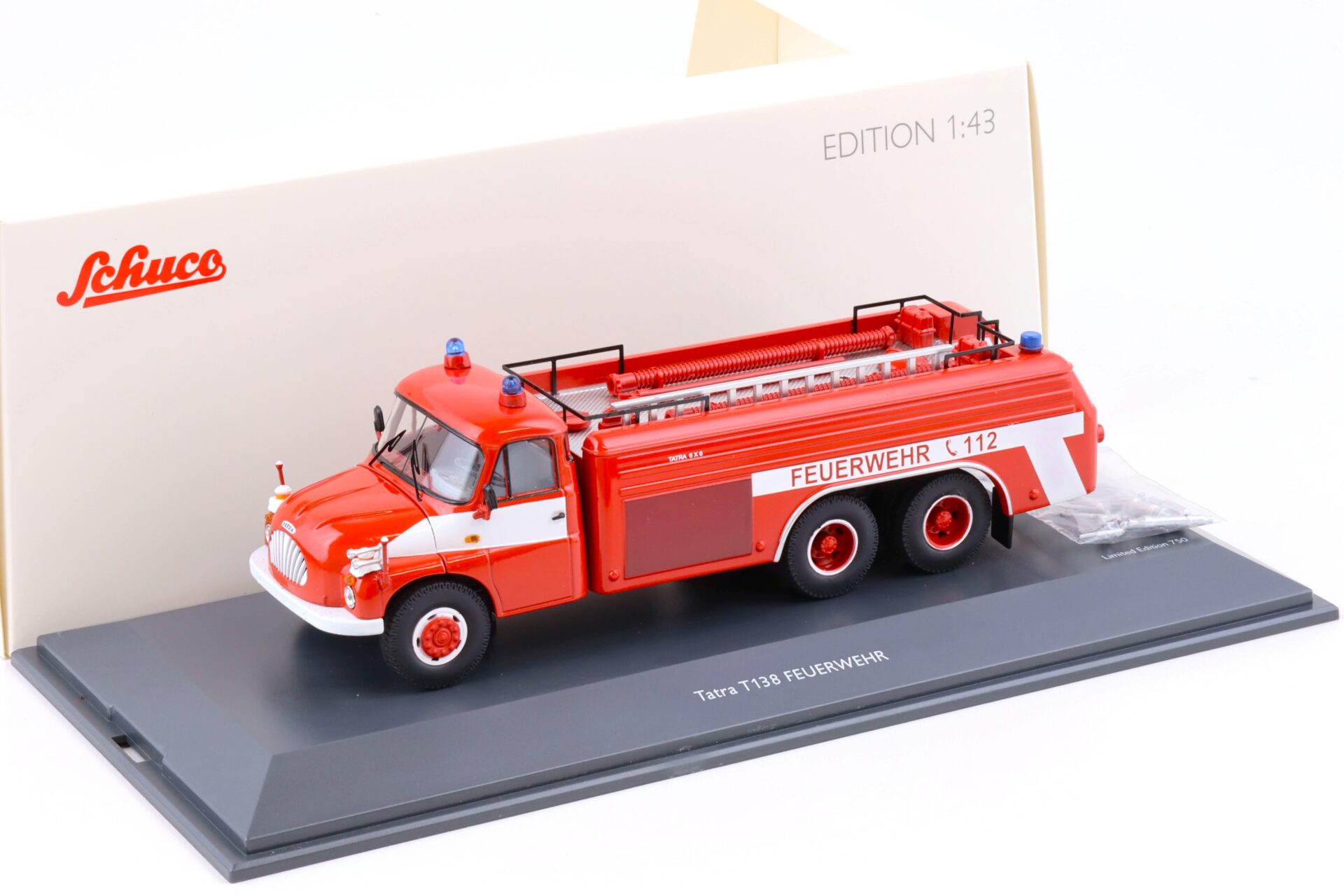 1:43 Schuco Tatra T138 FEUERWEHR DDR red/ white