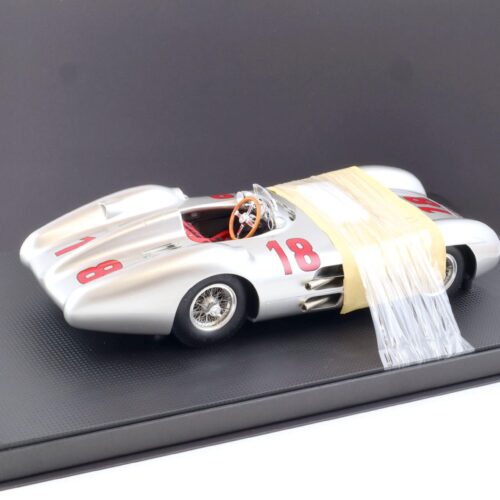 1:12 GP Replicas Mercedes W196 Streamliner #18 Juan Manuel Fangio