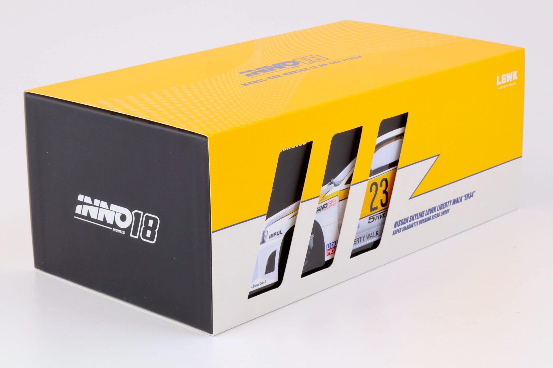 1:18 INNO Models Nissan Skyline GT-R (R34) LBWK Super Silhouette Hoshino #23 white/yellow