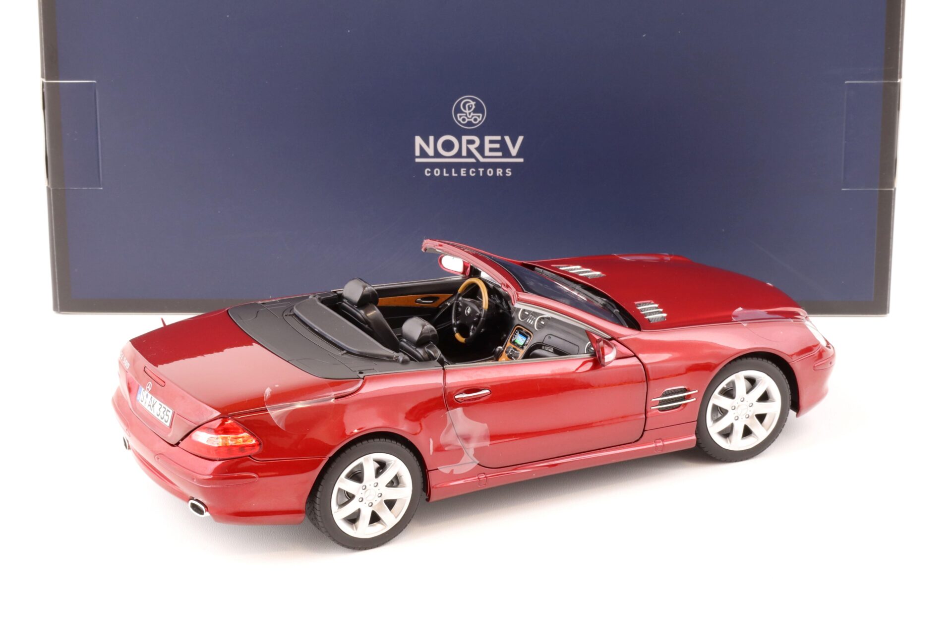 1:18 Norev Mercedes SL 500 Convertible 2003 red metallic - Limited 300 pcs.