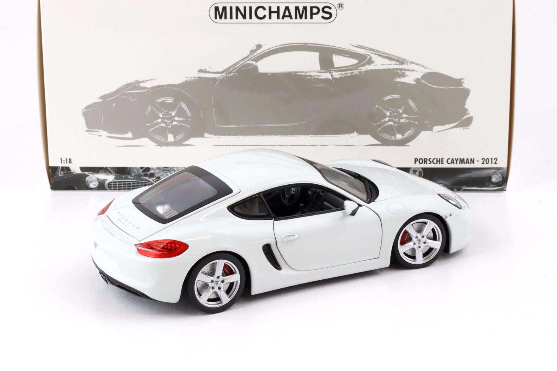 1:18 Minichamps Porsche Cayman S white 2012