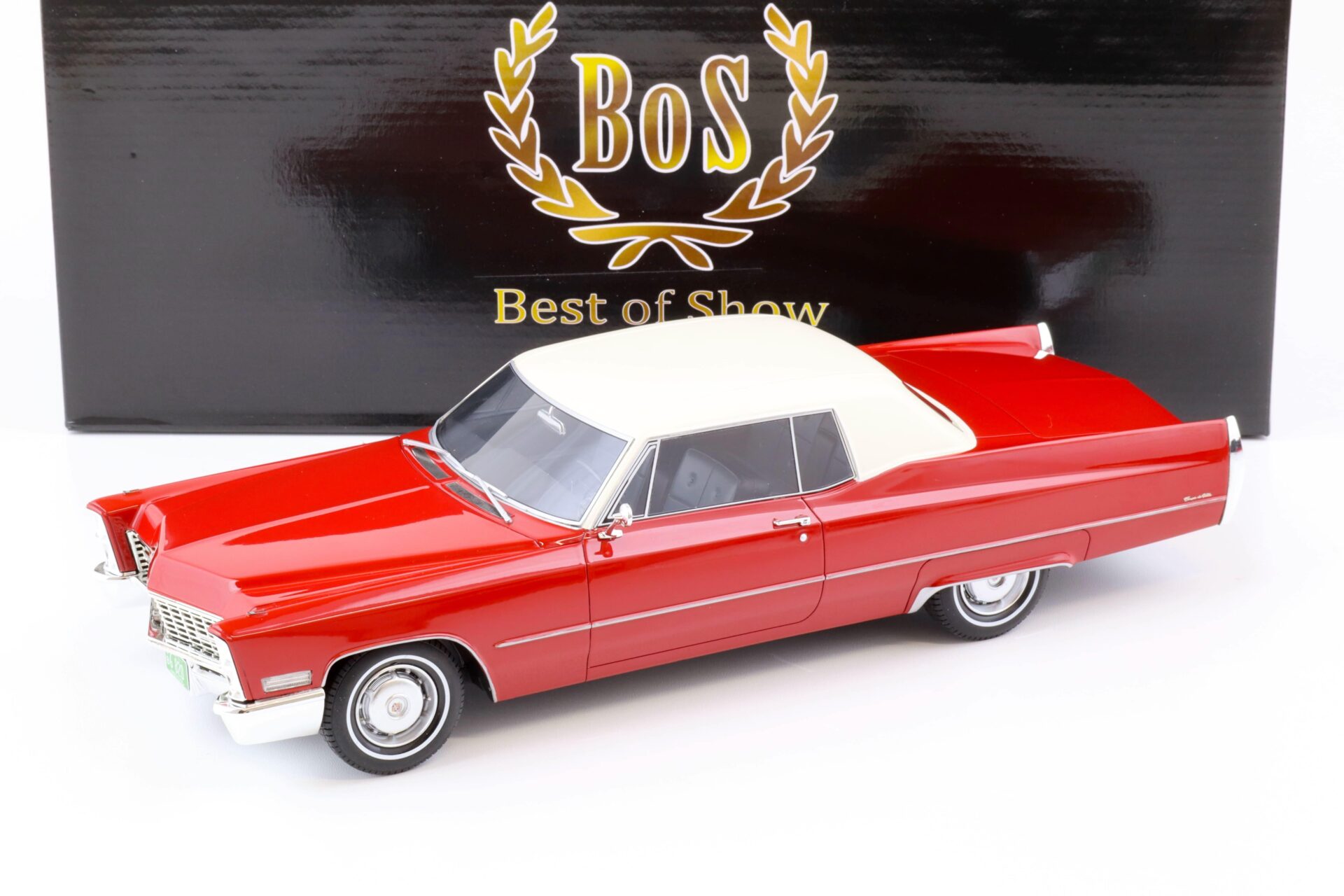 ID 72127 orig.jpg 1:18 BOS-Models 1967 Cadillac DeVille Coupe red/white BOS240