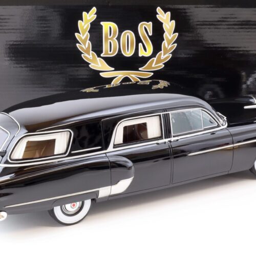 1:18 BOS-Models 1952 Packard Henney Hearse black BOS342