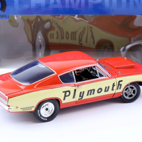 1:18 Highway61 1968 Plymouth Barracuda Hemi MULE CAR red/ beige